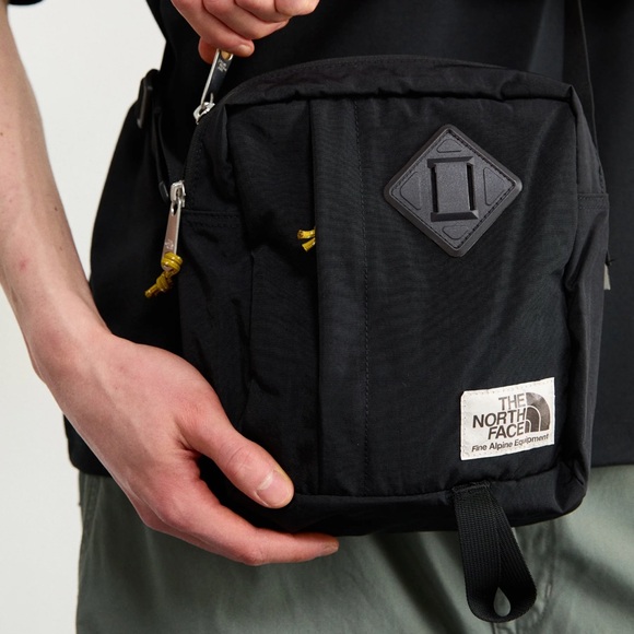 The North Face
BERKELEY CROSSBODY UNISEX - Across body bag - Picture 9 of 14
